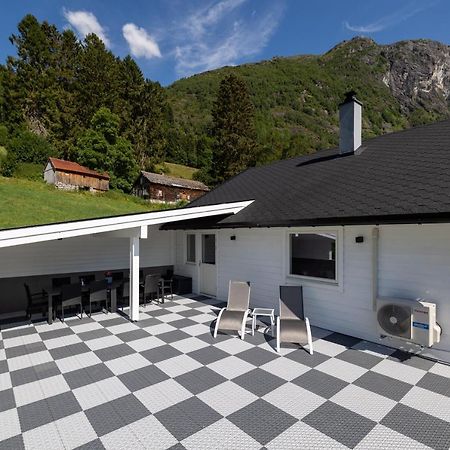 Flotunet - Jornhuset Stryn Exterior photo